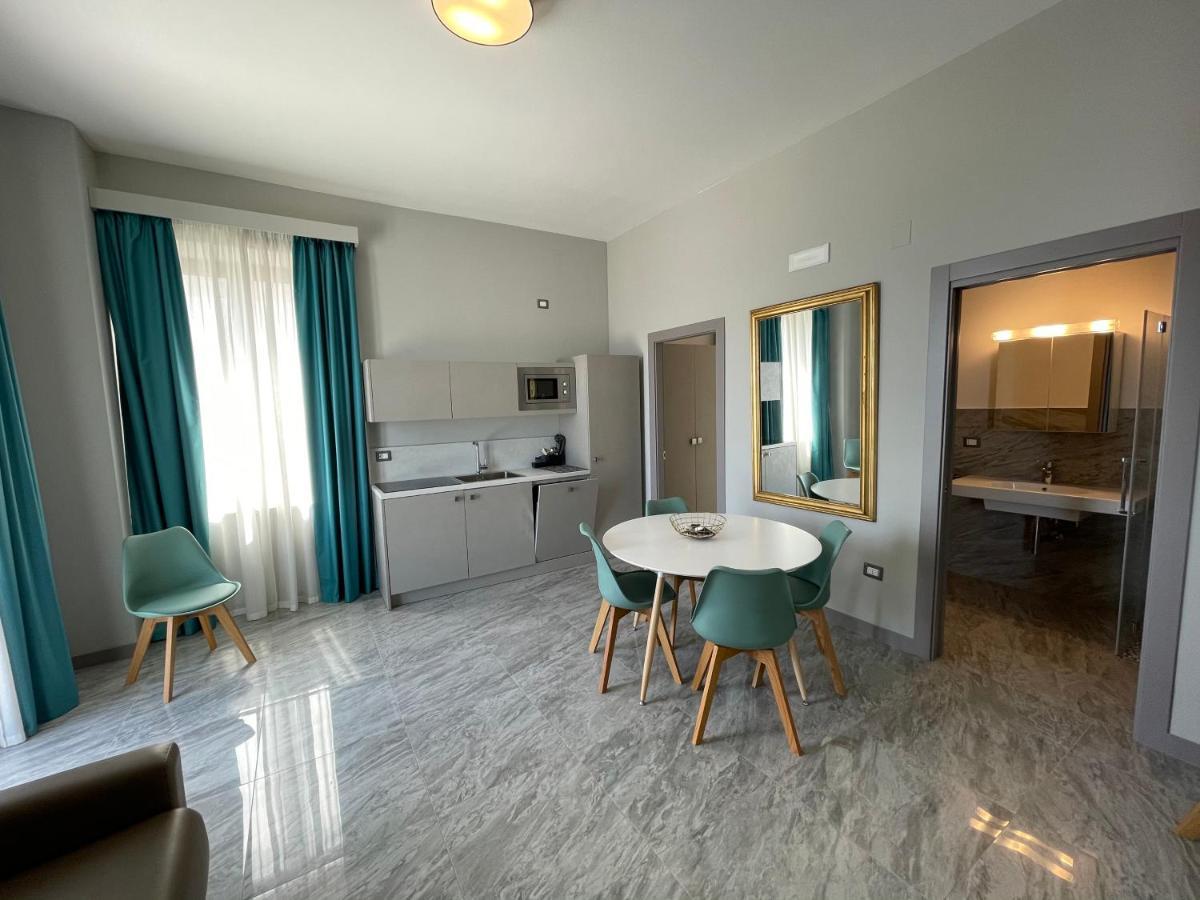 Apartament Palazzo Novecento Margherita Di Savoia Zewnętrze zdjęcie