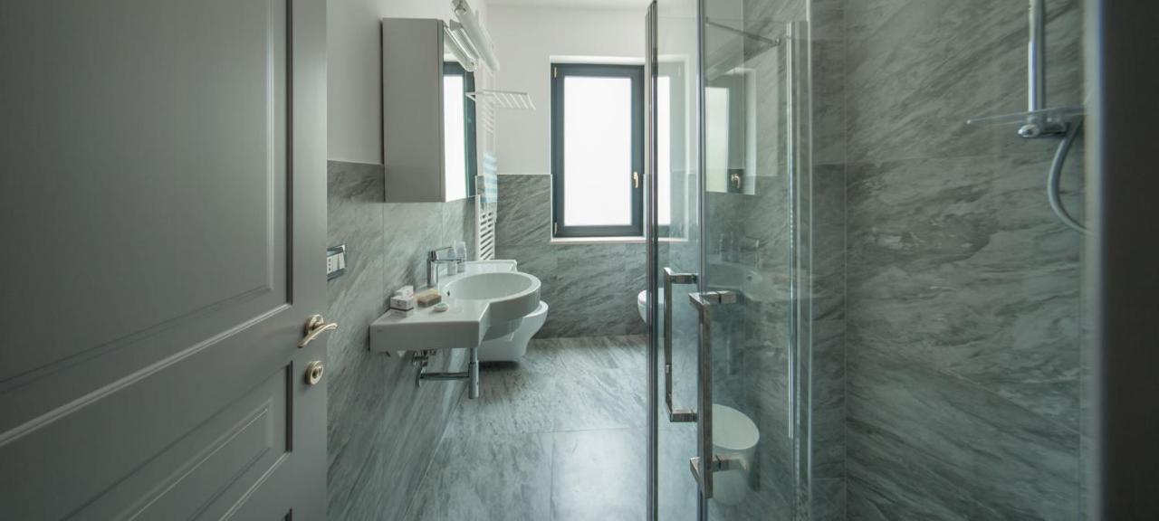 Apartament Palazzo Novecento Margherita Di Savoia Zewnętrze zdjęcie