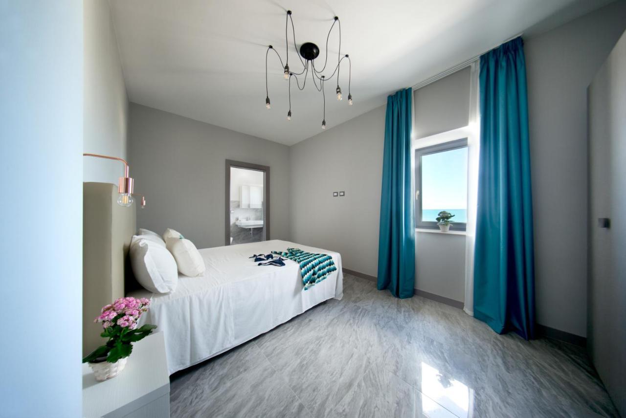 Apartament Palazzo Novecento Margherita Di Savoia Zewnętrze zdjęcie